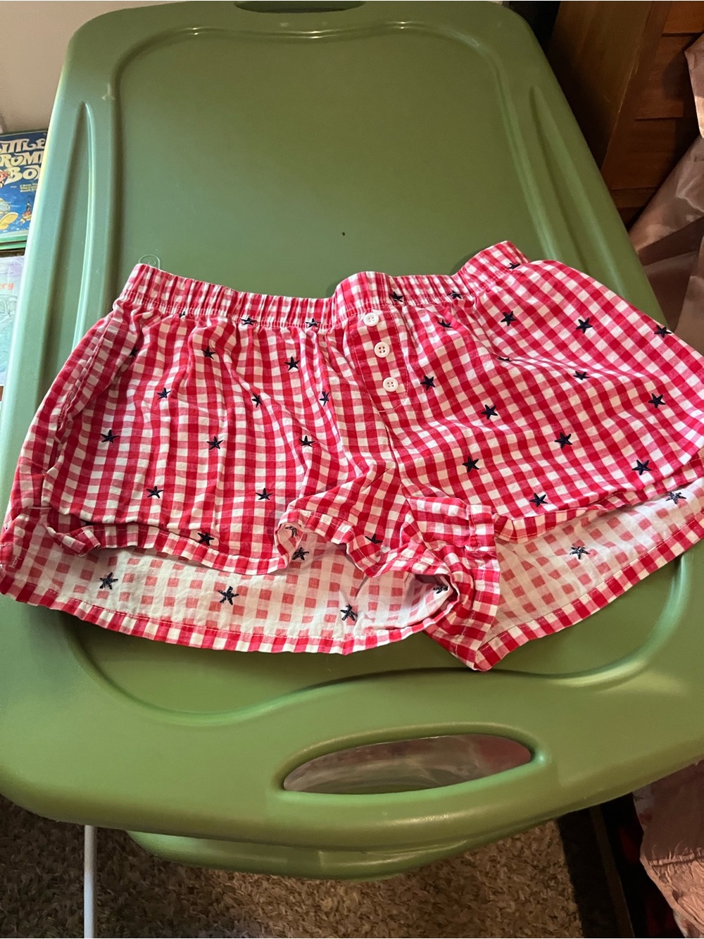 Zoe + Liv Red Gingham Star-Print Pajama Shorts